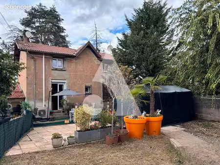 maison 6 pièces 144 m²