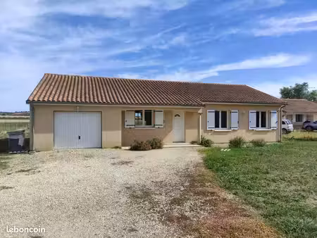 location - maison individuelle - st jean de sauves