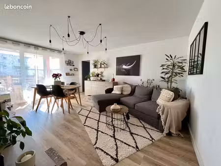 jolie petite villa meublée de 59m2 3 pièces