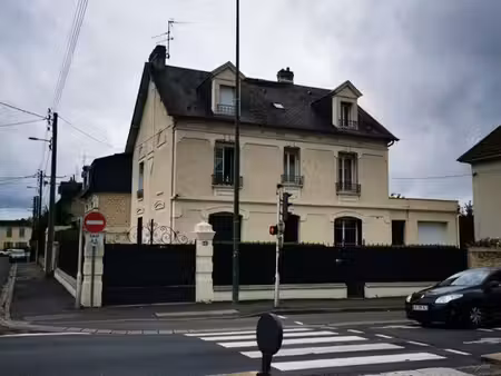 beau f2 rostand fresnel rabelais clinique du parc