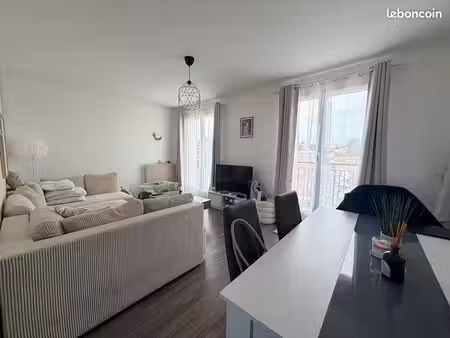 appartement 3 pièces 61 m²