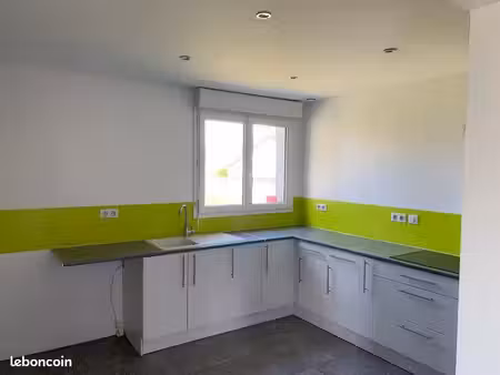 appartement t4 pré en pail