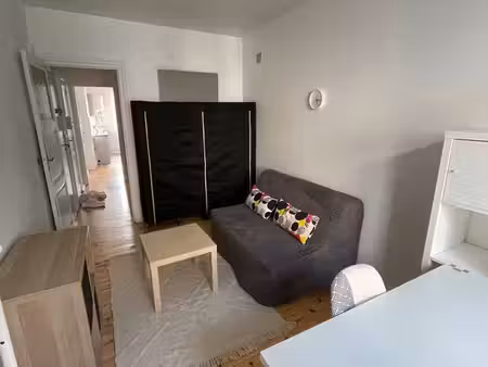 t1 meublé 35 m² – rue vaillant-couturier – 330