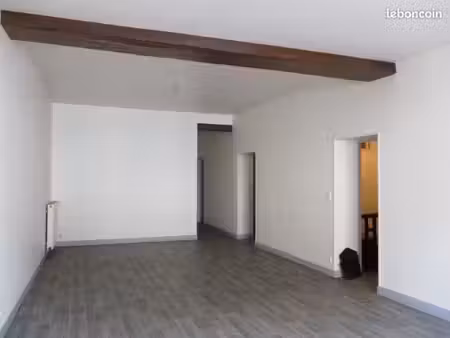 appartement f5 avec place de parking