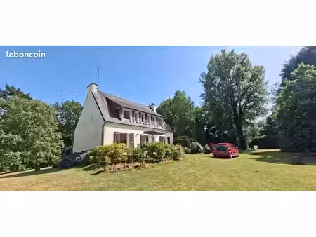 maison 140 m²  4 ch  grand jardin