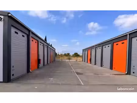 location box garage entrepôt hangar dépôt