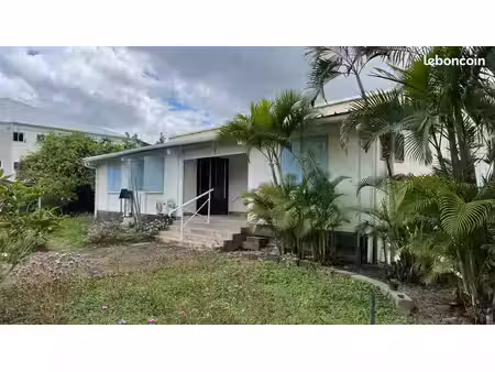 villa 7 pièces 132 m²