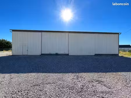 local 480 m² bayet