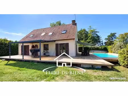 maison 7 pièces 150 m²