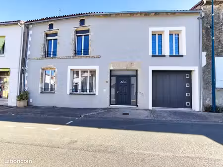 maison de ville 6 pièces 181 m²