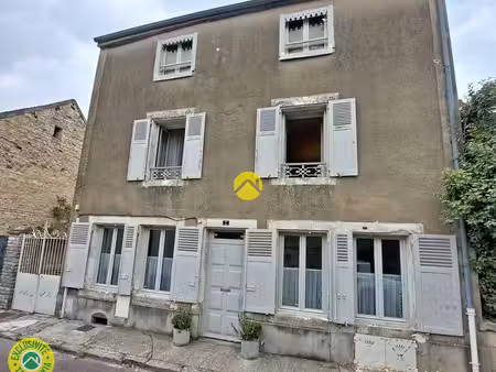 maison avec cour + terrain-jardin