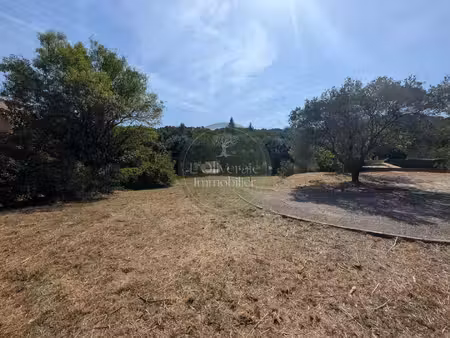 terrain constructible neuf à vendre