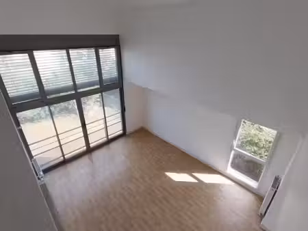 appartement 3 pièces 77 m²