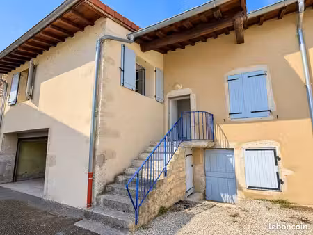 maison meublée 2 chambres avec garage de 60 m² – neuville-sur-ain