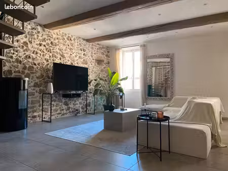 maison de village - 120m² - saint-maximin-la-sainte-baume