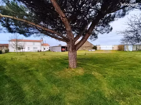 maison 7 pièces 181 m²