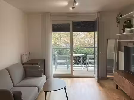 appartement t2 meublé avec grande balcon - palaiseau