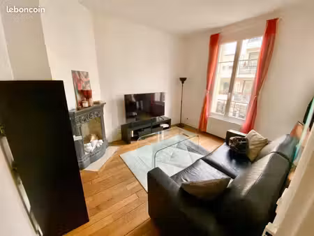 charmant deux pièces meublé de 28m2 à proximité de la place jules guesde