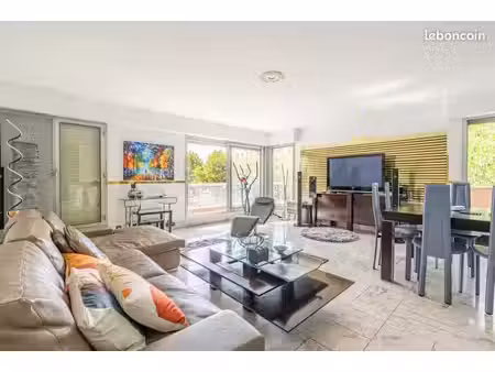 appartement 3 pièces 76 m²
