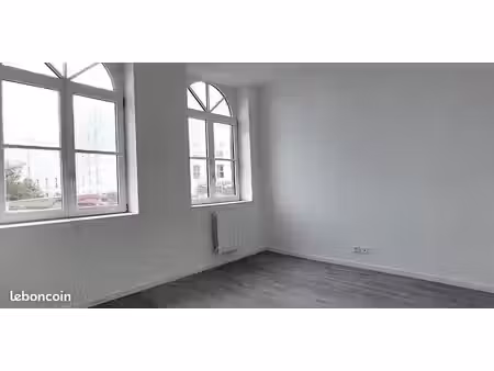 t2 de 30 m2 suresnes centre ville