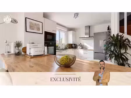milo un duplex t5 de 110 m² et 121 m² au total avec ses 4 chambr