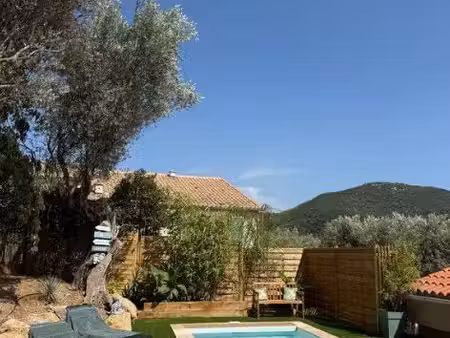 villa 4 pièces 84 m²