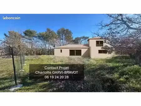 maison 101 m² avec terrain à saint-maximin-la-sainte-baume (83)
