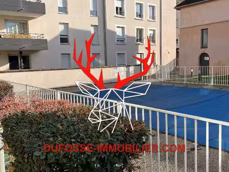 appartement 3 pièces 63 m2/balcon/piscine/parking