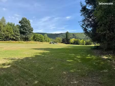 vente terrain constructible de 13 451 m² — plein sud  vue dégagée