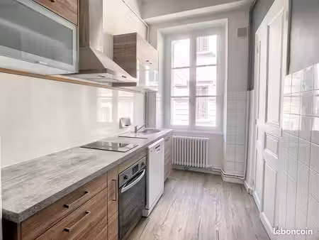appartement 3 pièces 60 m²