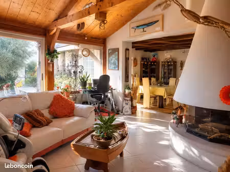 maison 173 m² – jardin paysager  patio  jacuzzi et cuisine d’été – les sables-d’olonne