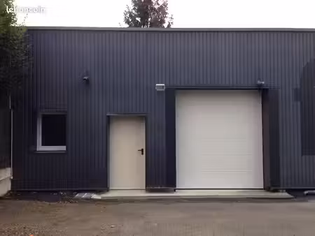 location local industriel avec bureau
