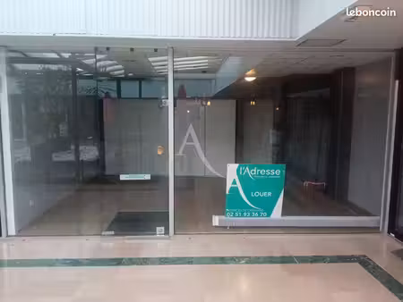 local commercial 24 m² challans