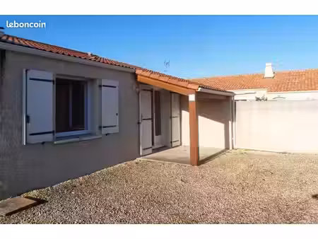 logement t2 meublé luçon