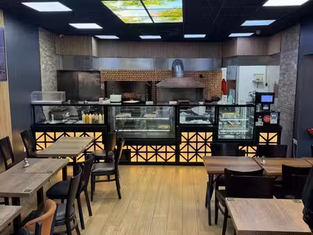 restaurant 100m2+63m2 terrasse