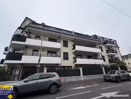 studio 1 pièce 36 m²