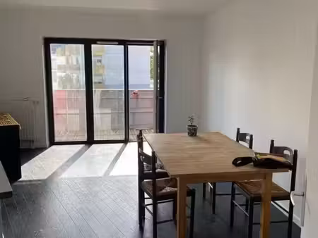 superbe t2 46m² meublé  très agréable