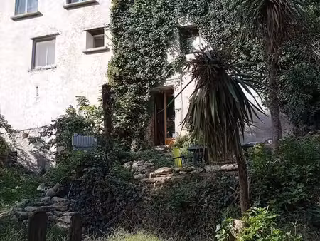 urgent vend anciene maison avec terrain 700m2