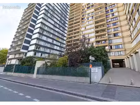 studio 1 pièce 23 m²