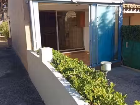 petite maison dans lotissement