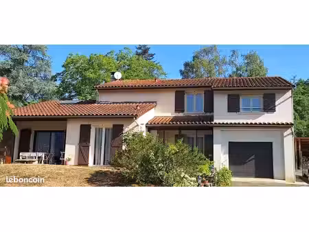 proche foix maison 130 m2