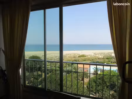 appartement port leucate vue mer et piscine