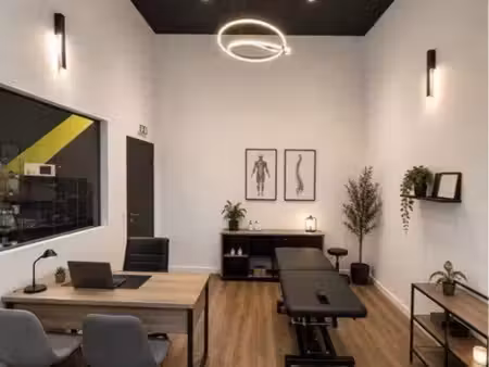 bureau à louer 18 m2