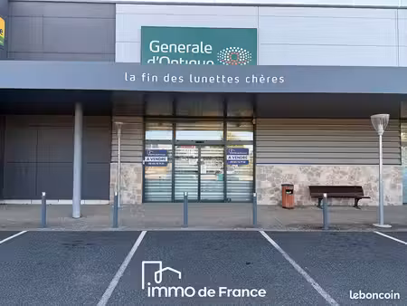 local commercial 163 m² onet le chateau