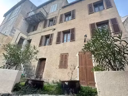 maison de village