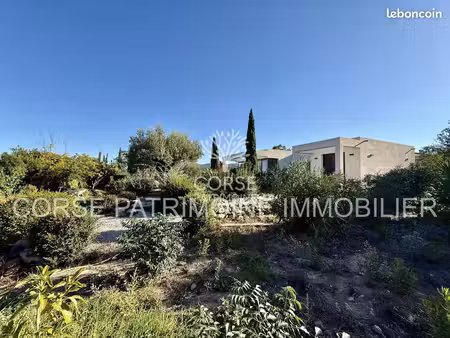 villa 6 pièces 135 m²