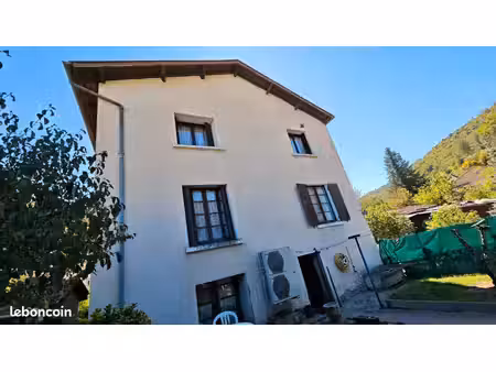 maison 6 pièces 129 m²
