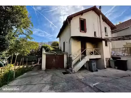 maison 5 pièces 100 m²