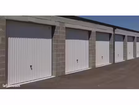 box à louer sanary centre (pompiers)