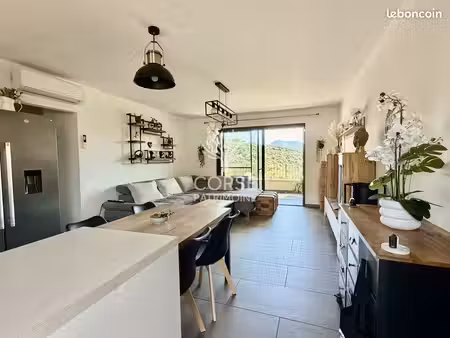 appartement 3 pièces 65 m²